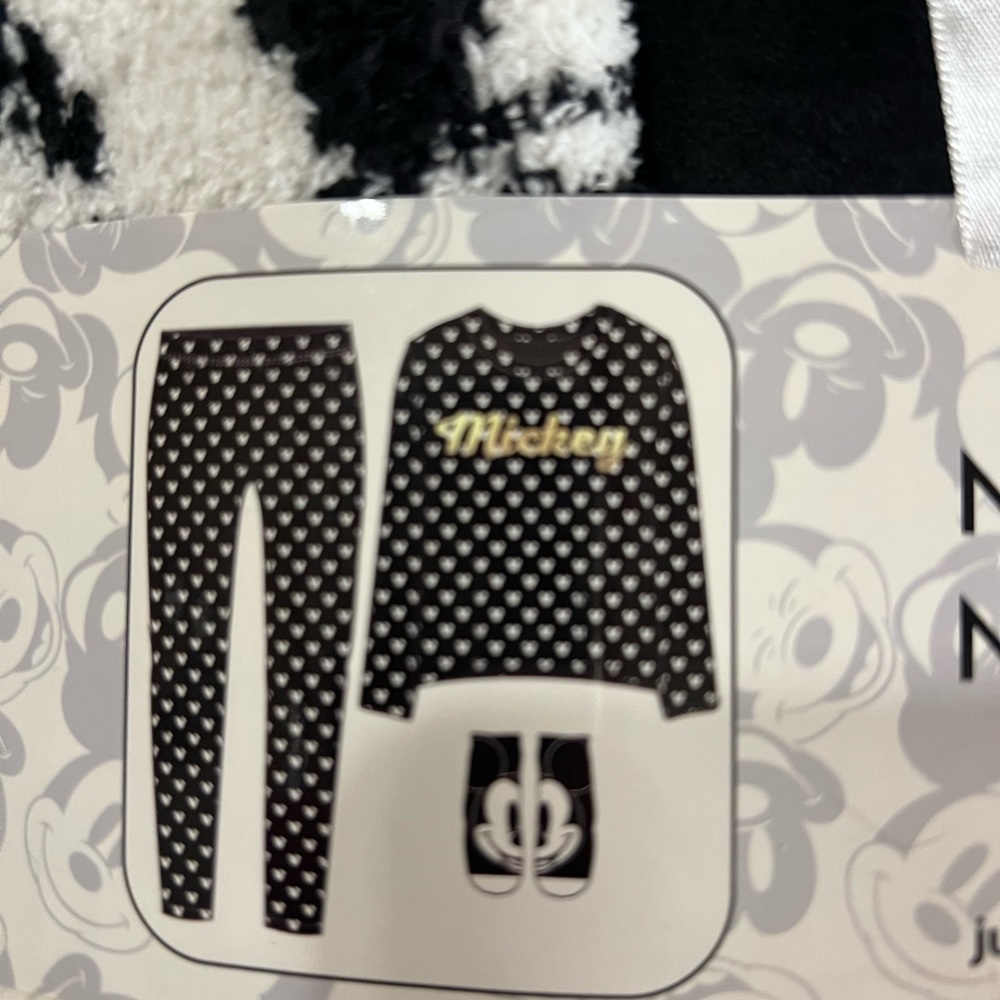 COPY - Disney Mickey Mouse 3 Piece Sleepwear Set Size Medium 8-10 NWT